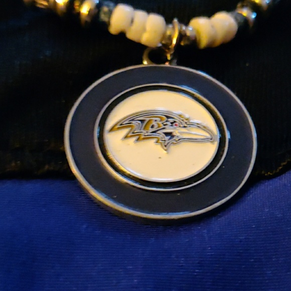 🏈 Handmade Baltimore Ravens Team Necklace 🏈 - Picture 2 of 3